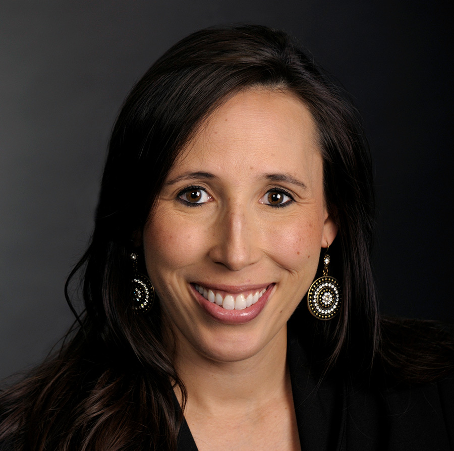 Adriana Samper headshot